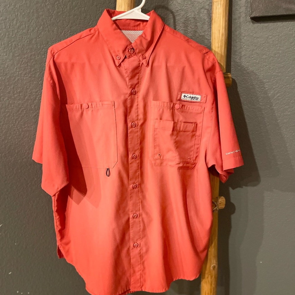 Small Columbia Shirt